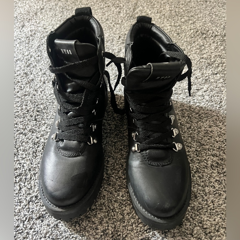 Steve Madden Women’s Black Leather Boots